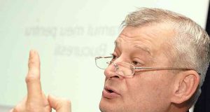 Omul lui Oprescu de la Parcuri continuă jongleriile cu banii publici