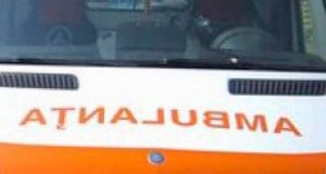 Asistent de Ambulanță înjunghiat de un bolnav psihic