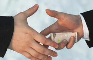 Cât mai e șpaga la manager pentru angajarea pe diverse posturi din spital afgan