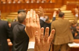 Când politicieni fără anvergură fac legi sau cum sunt obligate firmele să se înregistreze fiscal la locuința angajatului care muncește la domiciliu patriot zi liberă usr și pnl