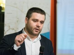 STB înțesată de directori cu lefuri uriașe în timp ce șoferii abia mai rezistă