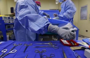Experți INML: În caz de urgență, chirurgii sunt obligați să opereze și copiii chiar dacă nu sunt pediatri