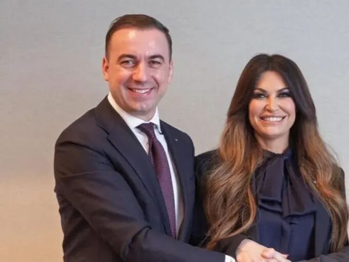 După presupusele dezvăluiri că SUA ar fi dat jos Guvernul Bolojan, împotriva lui Grindeanu, Ivan și Simion s-a depus plângere penală pentru trădare de țară
