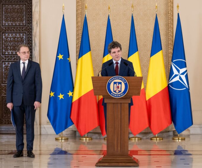 Cine este Luca Niculescu, noul premier desemnat de președintele Dan luca niculescu